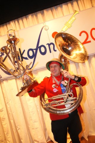 't Kapelleke ontvangt de Kakofoon.